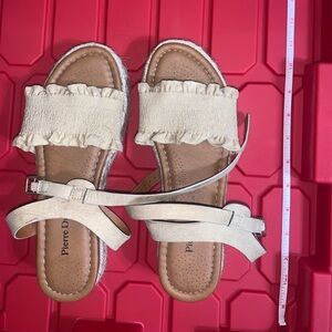 Pierre Dumas Women's Tan Ruffle Sandals